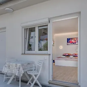 Light In Apartment Pula