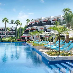 Ja Palm Tree Court, Resort
